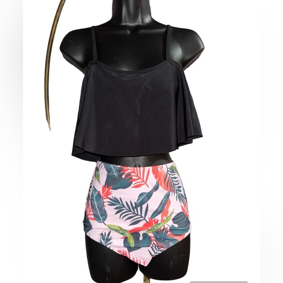 Ruffles and Floral Bikini Swim Combo - Size 3X - Picture 2 of 12